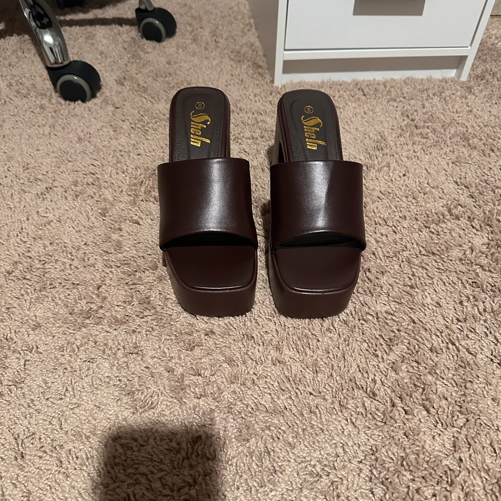 SHEIN Brown Heeled Mules